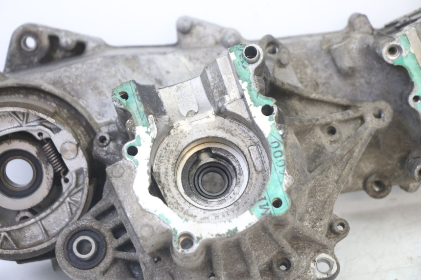 photo de ENGINE CRANKCASE PEUGEOT VIVACITY 50 (2004 - 2009)