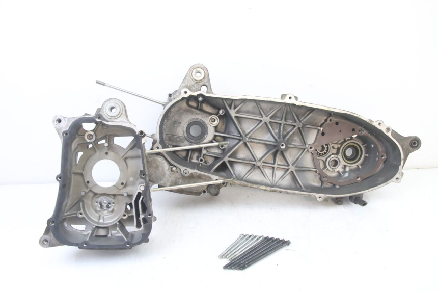 photo de ENGINE CRANKCASE YAMAHA X-MAX XMAX 125 (2010 - 2014)