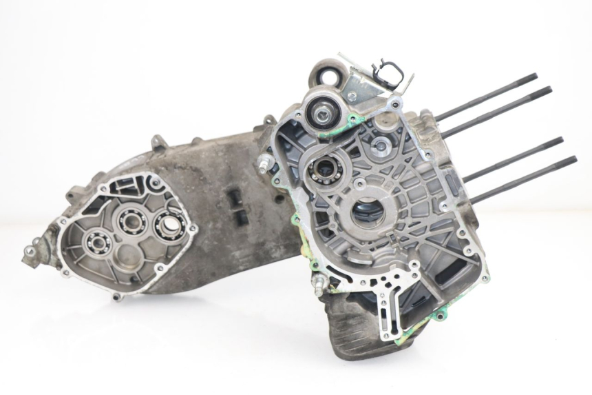photo de ENGINE CRANKCASE PIAGGIO X8 400 (2006 - 2007)