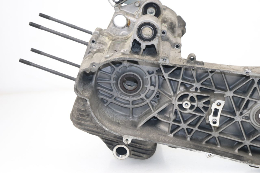 photo de ENGINE CRANKCASE PIAGGIO X8 400 (2006 - 2007)