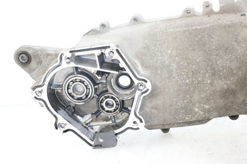 photo de Engine bottom case KYMCO XCITING 250 (2006 - 2009)