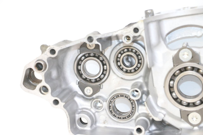 photo de ENGINE CRANKCASE YAMAHA YZ-F YZF 250 (2014 - 2018)