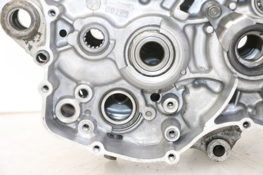 photo de ENGINE CRANKCASE YAMAHA YZ 125 (1998 - 2005)