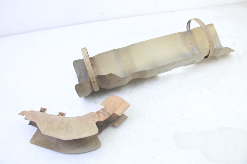 photo de EXHAUST COVER YAMAHA YFM GRIZZLY 550 (2008 - 2015)