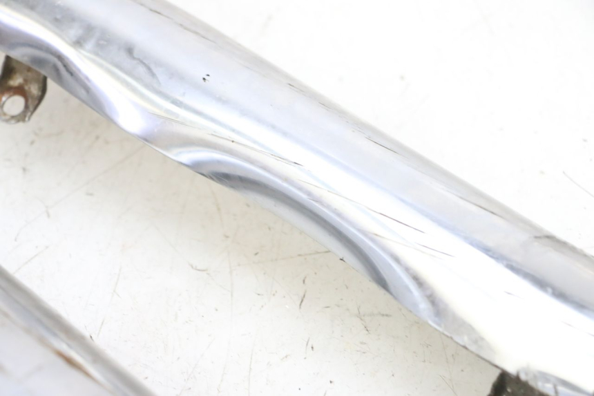 photo de EXHAUST COVER KYMCO ZING 125 (1997 - 2003) - Component zoom