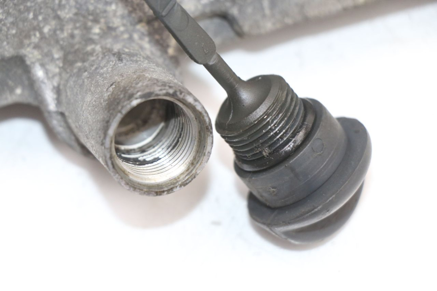 photo de ENGINE OIL COVER RENAULT KOURANOS 125 (2001 - 2004)