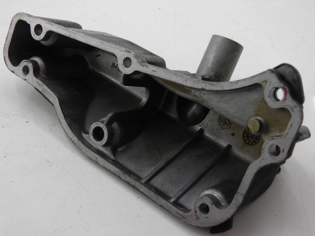 photo de ENGINE OIL COVER PIAGGIO BEVERLY 125 (2005 - 2007) - Zoom on usage condition