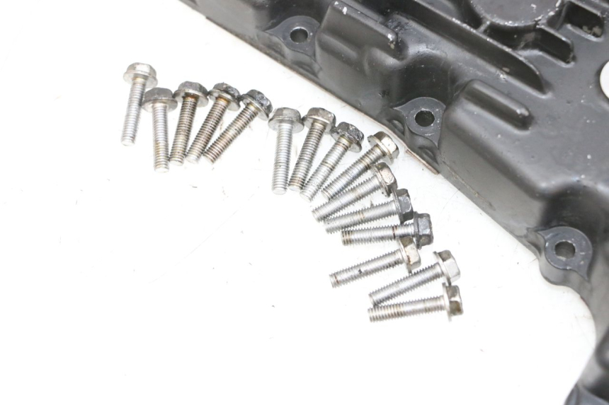 photo de ENGINE OIL COVER KAWASAKI ZR 7 750 (1999 - 2001) - Checked used part