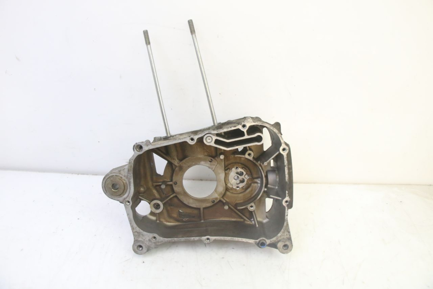 photo de RIGHT ENGINE CRANKCASE YAMAHA XMAX X-MAX 125 (2006 - 2009)