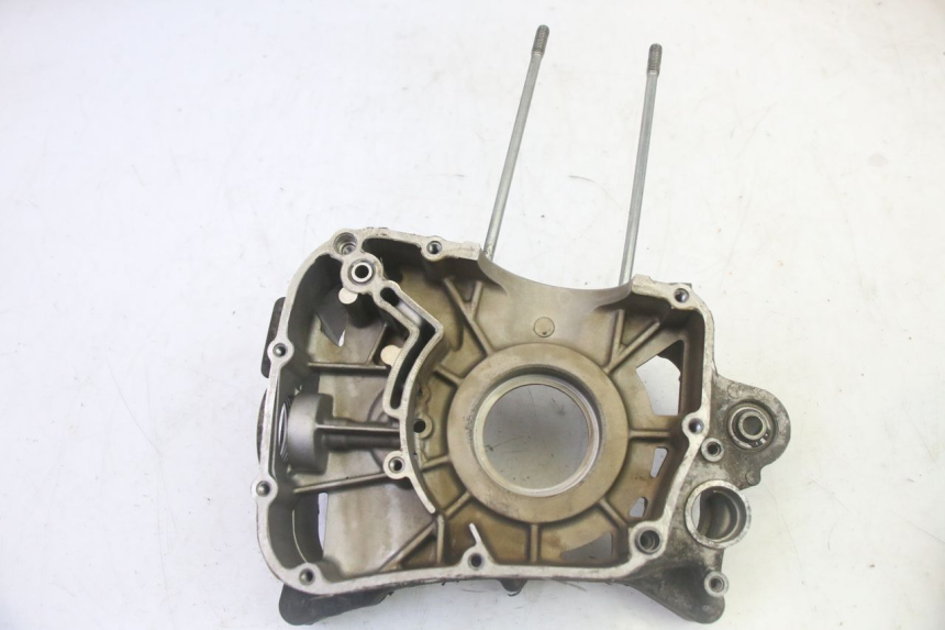 photo de RIGHT ENGINE CRANKCASE YAMAHA XMAX X-MAX 125 (2006 - 2009)