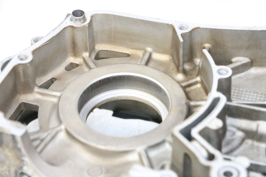 photo de RIGHT ENGINE CRANKCASE YAMAHA X-MAX XMAX 125 (2010 - 2014)