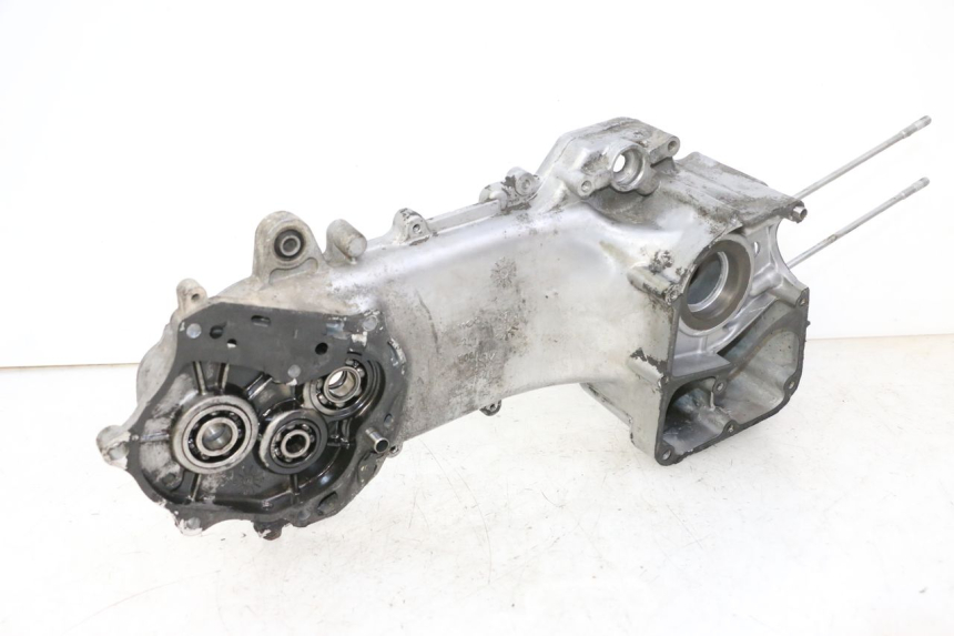 photo de LEFT ENGINE CRANKCASE KYMCO AGILITY 4T 50 (2005 - 2018)