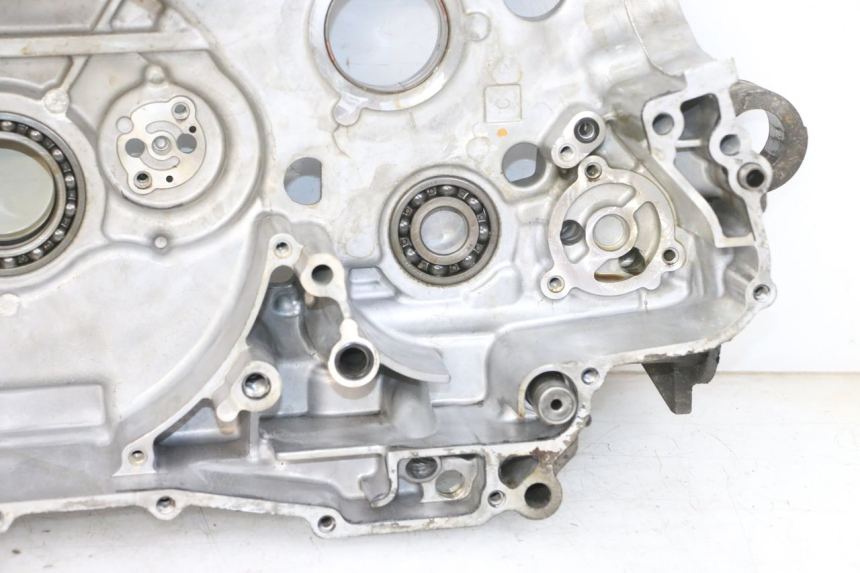 photo de LEFT ENGINE CRANKCASE SUZUKI BURGMAN 650 (2013 - 2020)