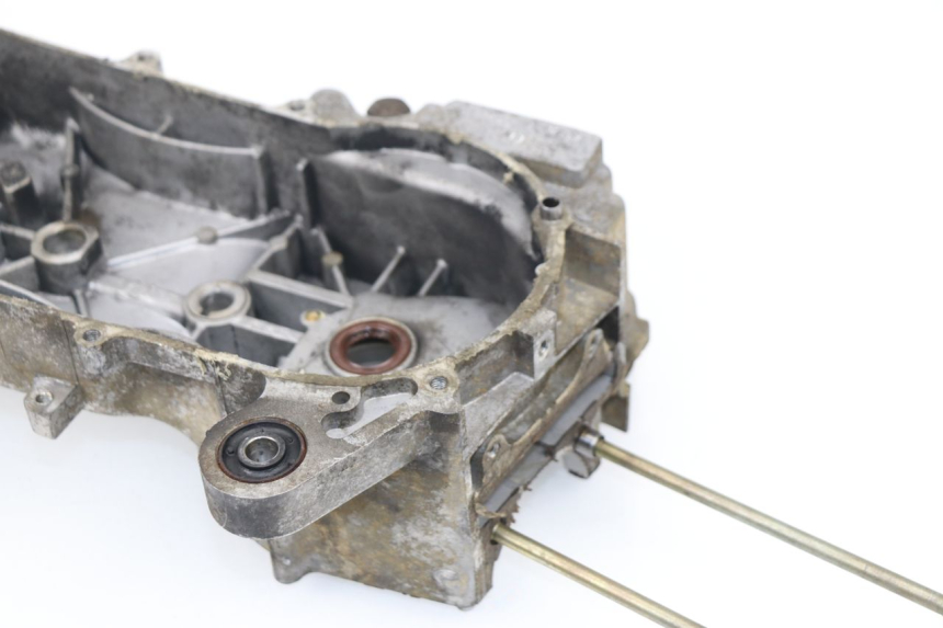 photo de LEFT ENGINE CRANKCASE REVATTO FUTURA GT 125 (2006 - 2008)