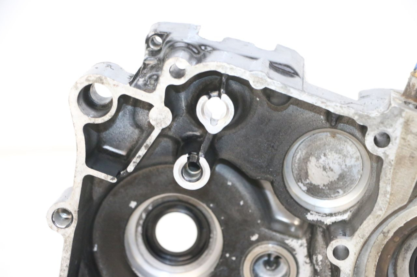 photo de LEFT ENGINE CRANKCASE HONDA MTX TC02 125 (1987 - 1989)