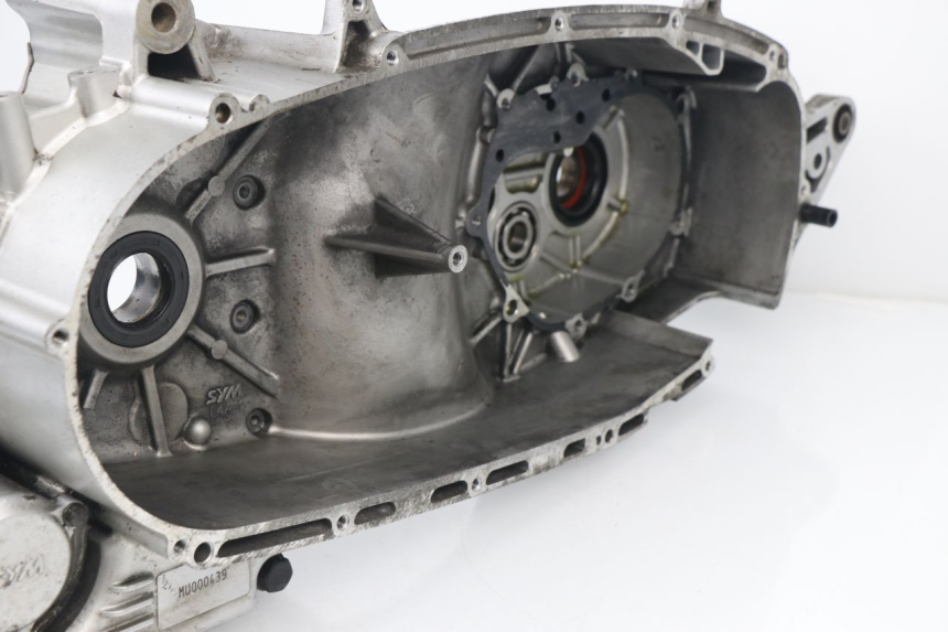 photo de LEFT ENGINE CRANKCASE SYM MAXSYM I 400 (2011 - 2016)