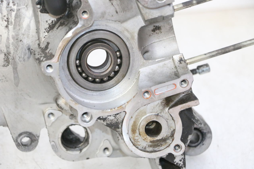 photo de LEFT ENGINE CRANKCASE PIAGGIO NEW TYPHOON 50 (2010 - 2017)