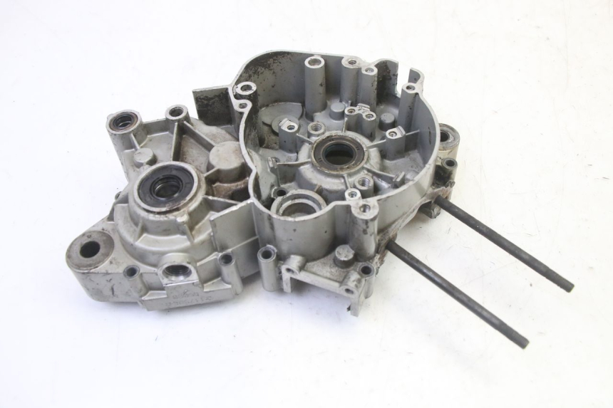 photo de LEFT ENGINE CRANKCASE DERBI SENDA SM DRD 50 (2008 - 2013)