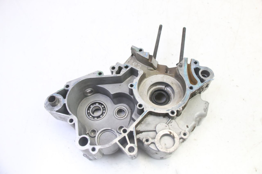 photo de LEFT ENGINE CRANKCASE DERBI SENDA SM DRD 50 (2008 - 2013)