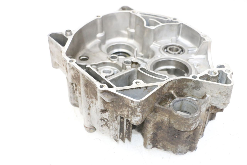photo de LEFT ENGINE CRANKCASE YAMAHA TTR 125 (2000 - 2020) - Component detail