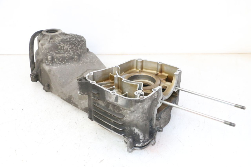 photo de LEFT ENGINE CRANKCASE YAMAHA X-MAX XMAX 125 (2010 - 2014)