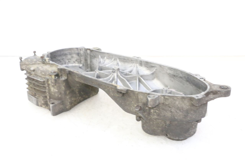 photo de LEFT ENGINE CRANKCASE YAMAHA XMAX X-MAX 125 (2006 - 2009)