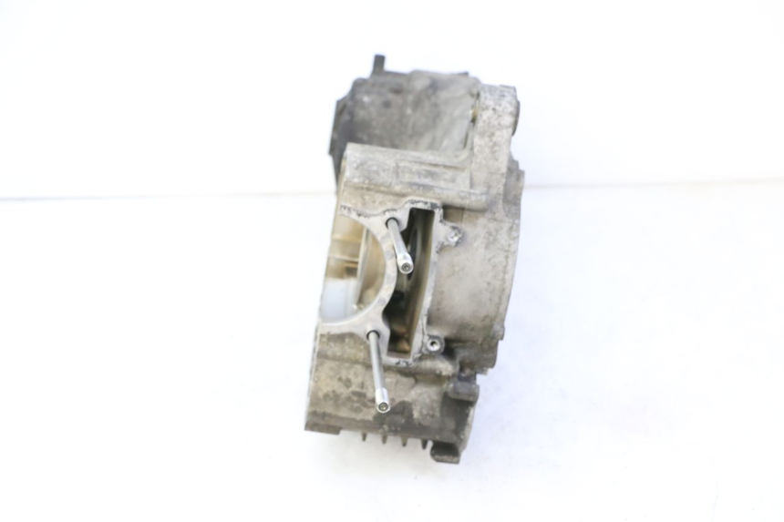 photo de LEFT ENGINE CRANKCASE YAMAHA X-MAX XMAX 125 (2010 - 2014)
