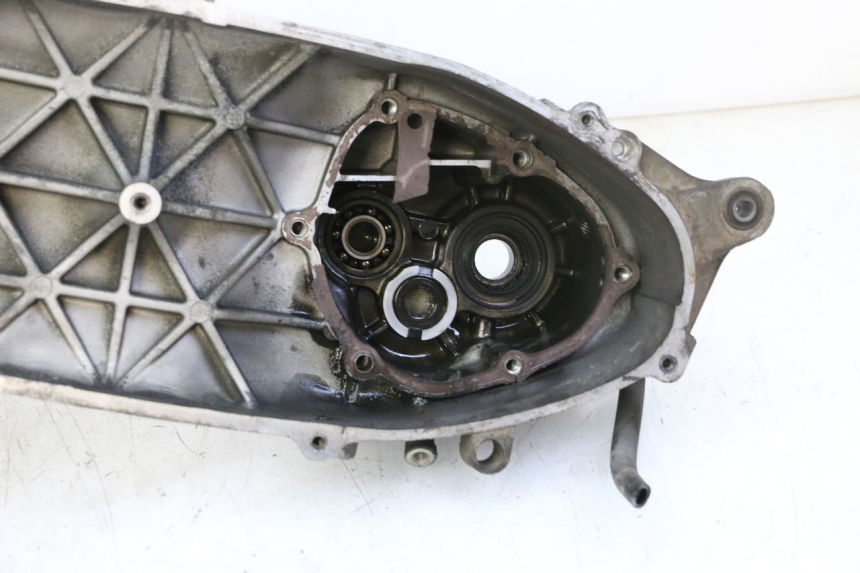 photo de LEFT ENGINE CRANKCASE YAMAHA X-MAX XMAX 125 (2010 - 2014)