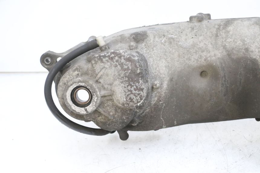 photo de LEFT ENGINE CRANKCASE YAMAHA X-MAX XMAX 125 (2010 - 2014) - Zoom on usage condition