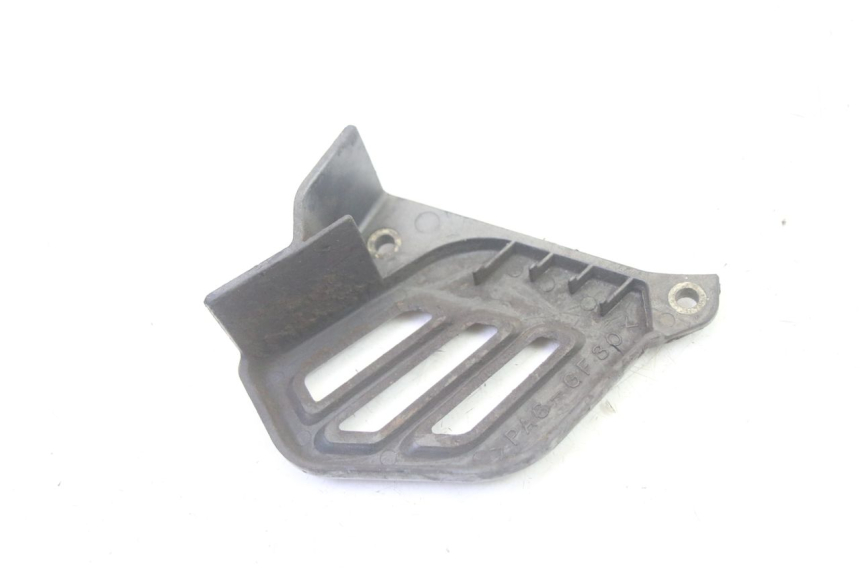 photo de SPROCKET COVER YAMAHA TTR 125 (2000 - 2020) - Zoom on usage condition