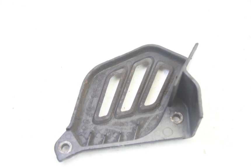 photo de SPROCKET COVER YAMAHA TTR 125 (2000 - 2020) - Alternative perspective