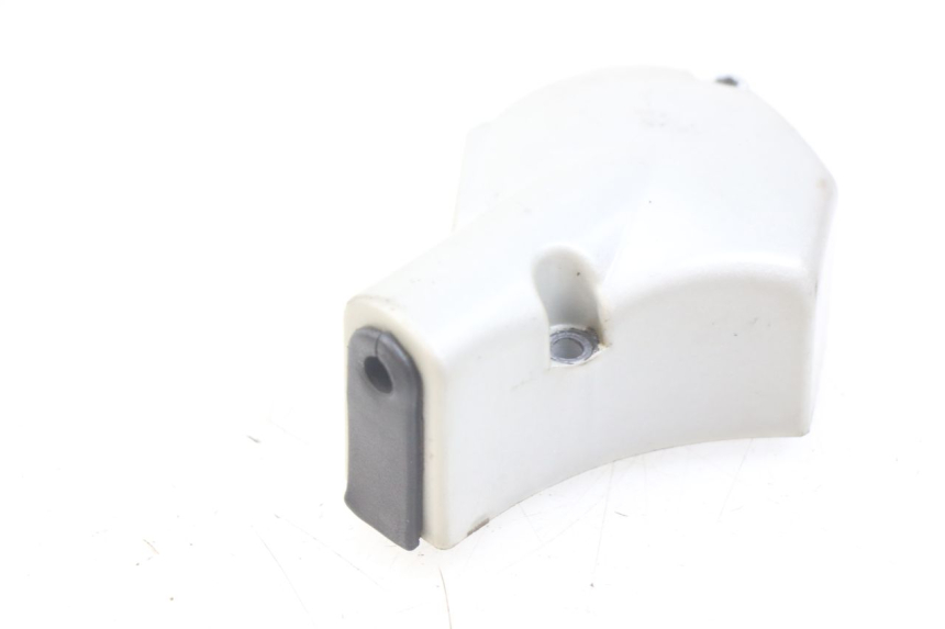 photo de OIL PUMP COVER PEUGEOT XP6 50 (1997 - 2003)