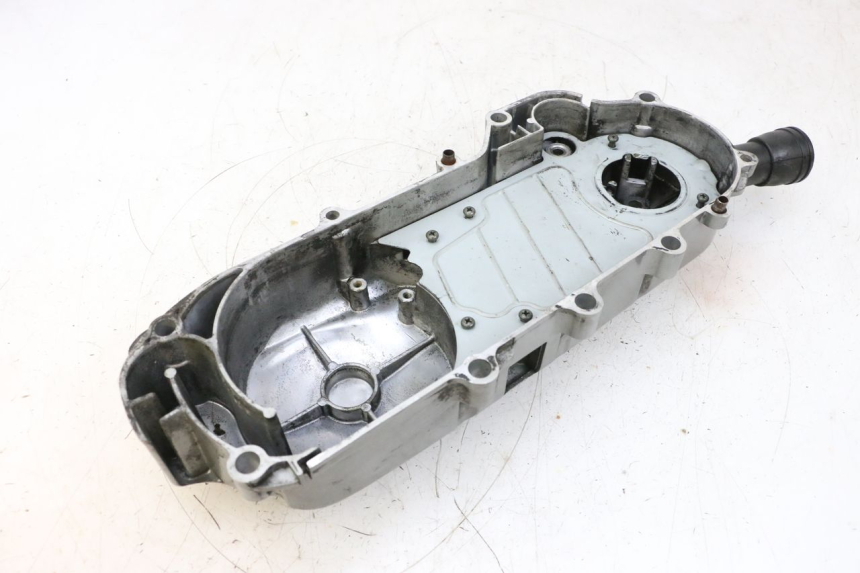 photo de VARIATOR COVER PEUGEOT KISBEE 4T 50 (2018 - 2022) - Fixing points details