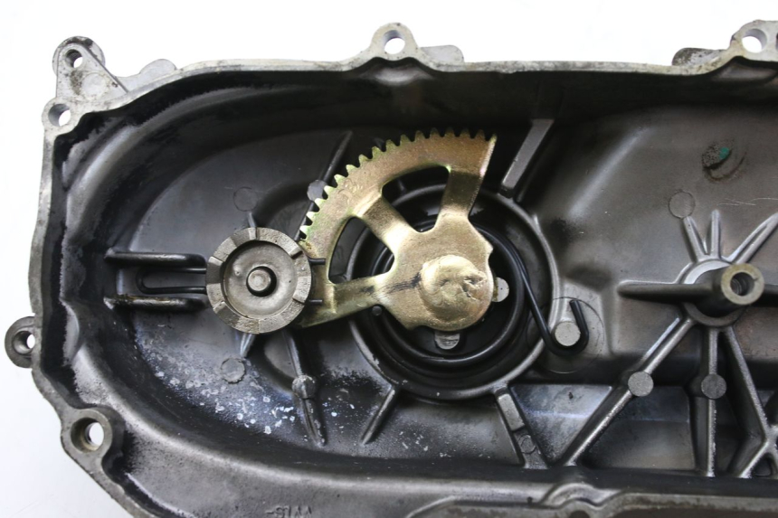 photo de DRIVE BELT COVER TNT MOTOR ROMA 10' 2T 50 (2011 - 2018) - Fixing points details