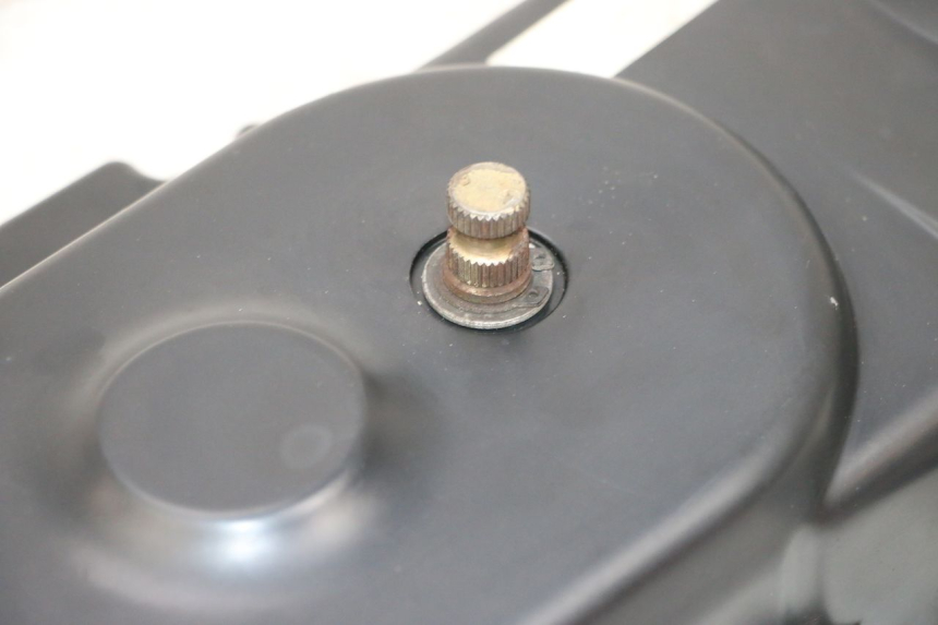 photo de DRIVE BELT COVER NECO TEMPO 4T 50 (2022 - 2026) - Fixing points details