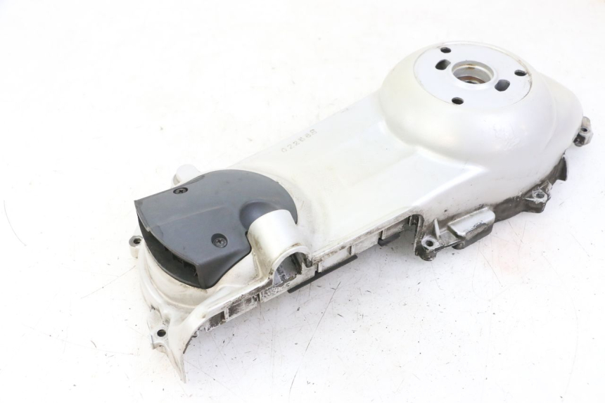 photo de DRIVE BELT COVER PIAGGIO VESPA GRANTURISMO 200 (2004 - 2005) - Fixing points details