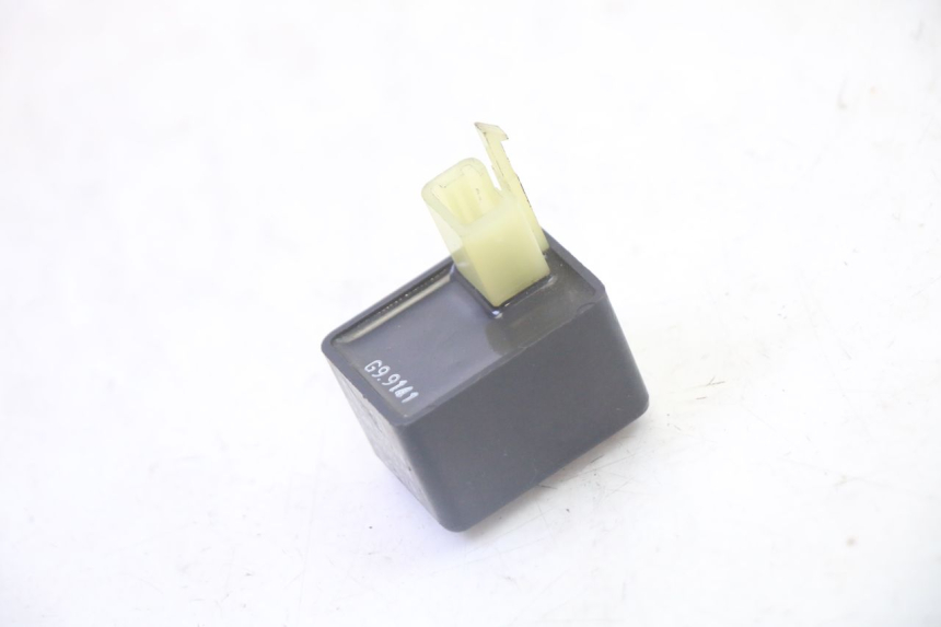 photo de FLASHER RELAY SUZUKI BURGMAN 125 (2007 - 2014)