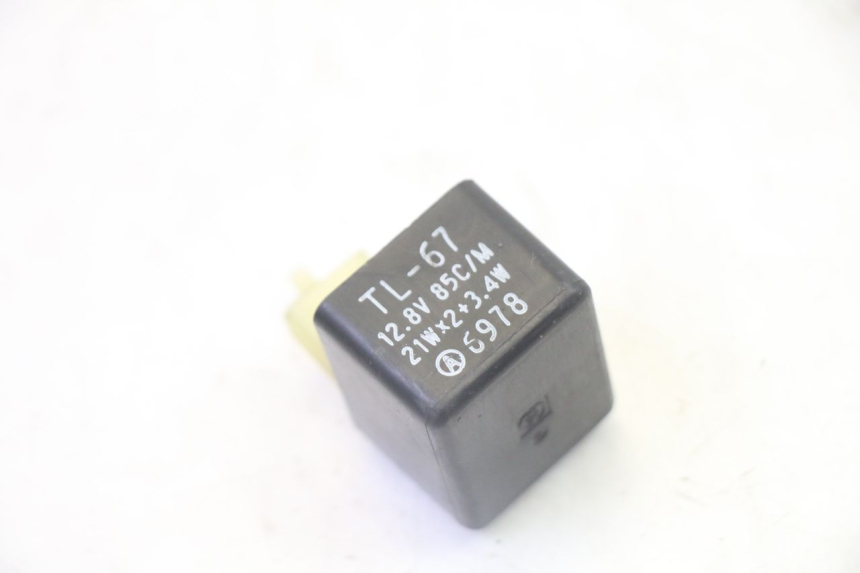 photo de FLASHER RELAY SUZUKI BURGMAN 125 (2007 - 2014)