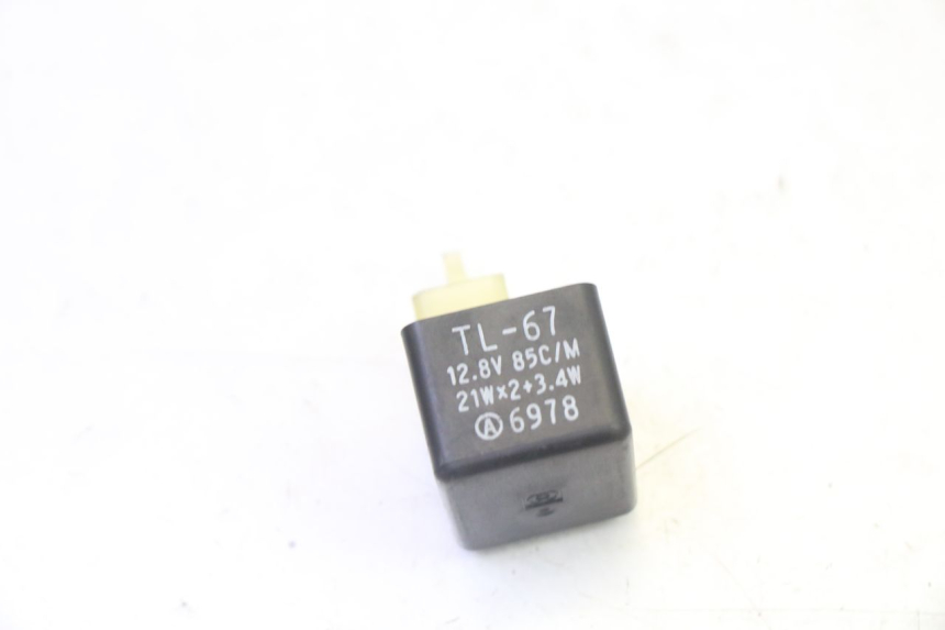 photo de FLASHER RELAY SUZUKI BURGMAN 125 (2007 - 2014)