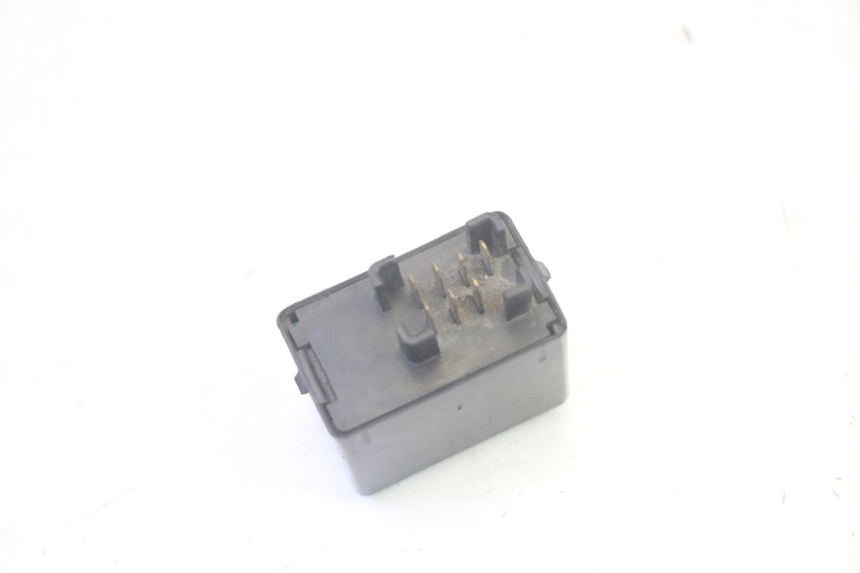 photo de TURN SIGNAL RELAY SUZUKI BURGMAN EXECUTIVE ABS 650 (2006 - 2012) - Component detail