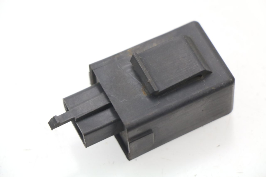 photo de TURN SIGNAL RELAY HONDA CG 125 (1996 - 1998) - Component detail