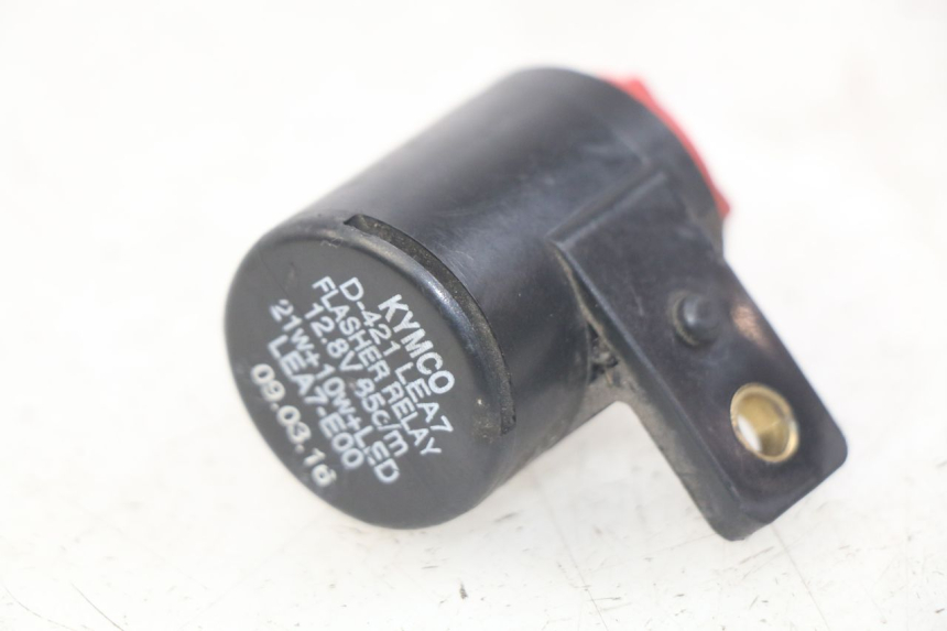 photo de FLASHER RELAY KYMCO DINK STREET 125 (2009 - 2014)