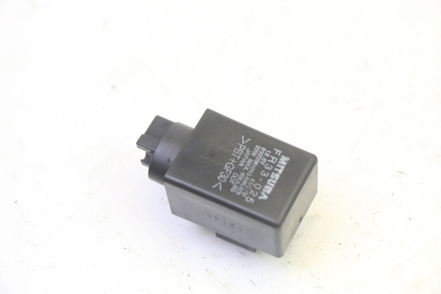 photo de FLASHING RELAY HONDA FES S-WING SWING ABS 125 (2007 - 2015)