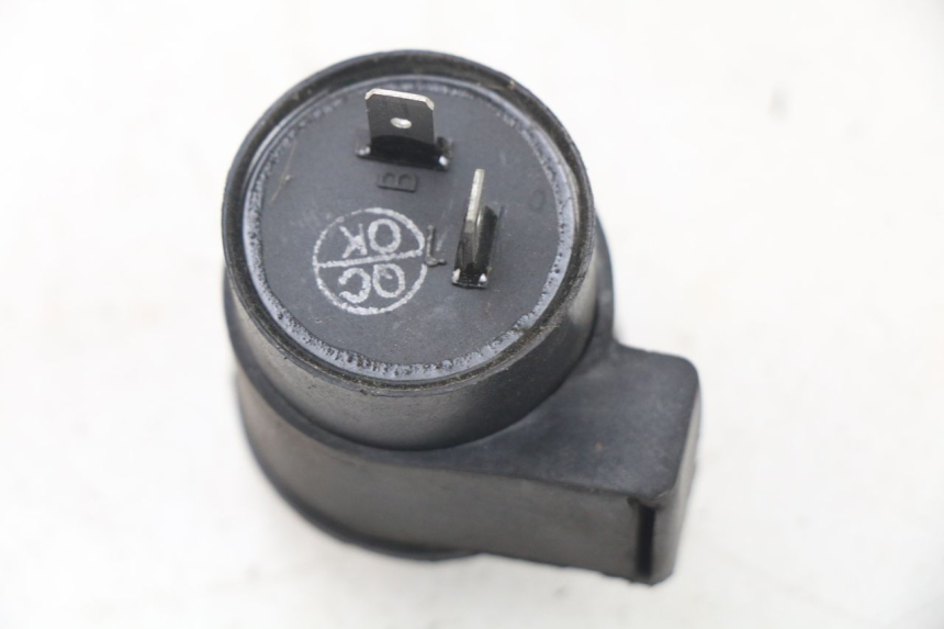 photo de TURN SIGNAL RELAY SYM FIDDLE 3 III 50 (2014 - 2020)