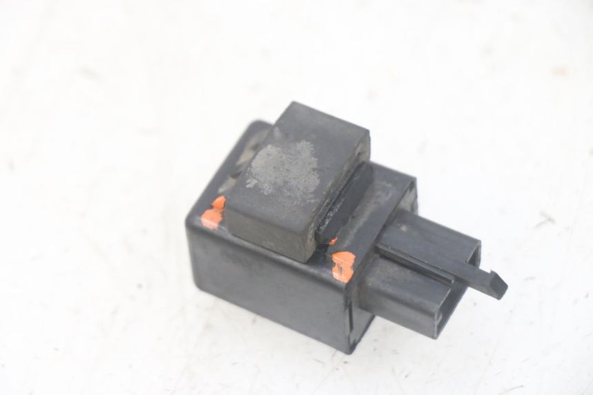 photo de TURN SIGNAL RELAY YAMAHA FJR ABS 1300 (2006 - 2012) - Component detail
