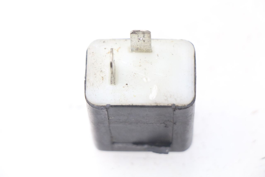 photo de TURN SIGNAL RELAY PIAGGIO FLY IE 125 (2012 - 2017)