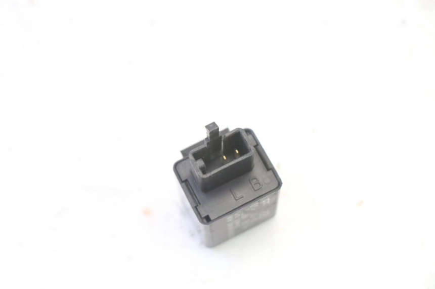 photo de TURN SIGNAL RELAY YAMAHA FZ6 FAZER S2 600 (2007 - 2011)