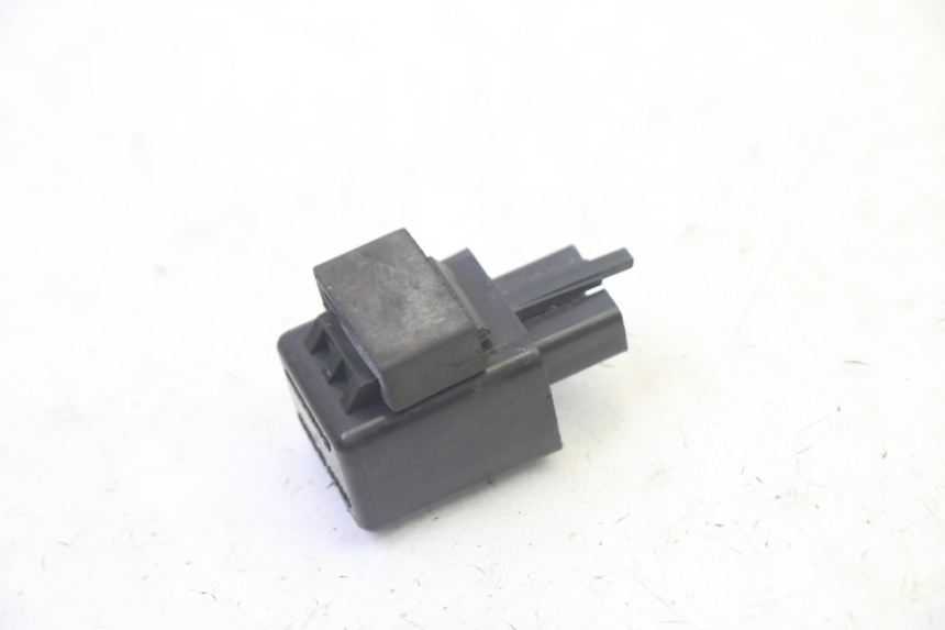 photo de TURN SIGNAL RELAY YAMAHA FZ6 N FAZER 600 (2004 - 2006)