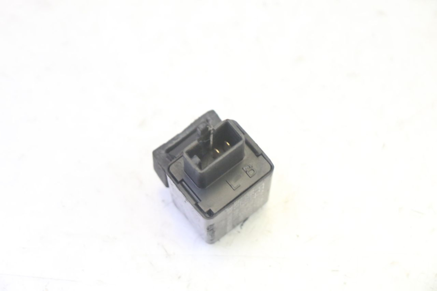 photo de TURN SIGNAL RELAY YAMAHA FZ6 N FAZER 600 (2004 - 2006)
