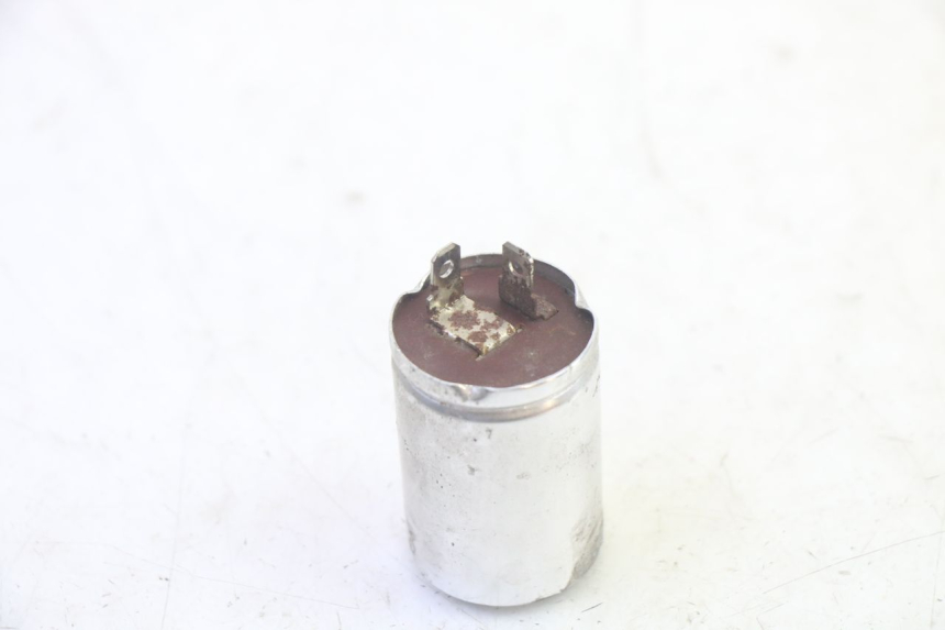 photo de TURN SIGNAL RELAY KAWASAKI GPX R WARBIRD 600 (1988 - 1993) - Alternative perspective